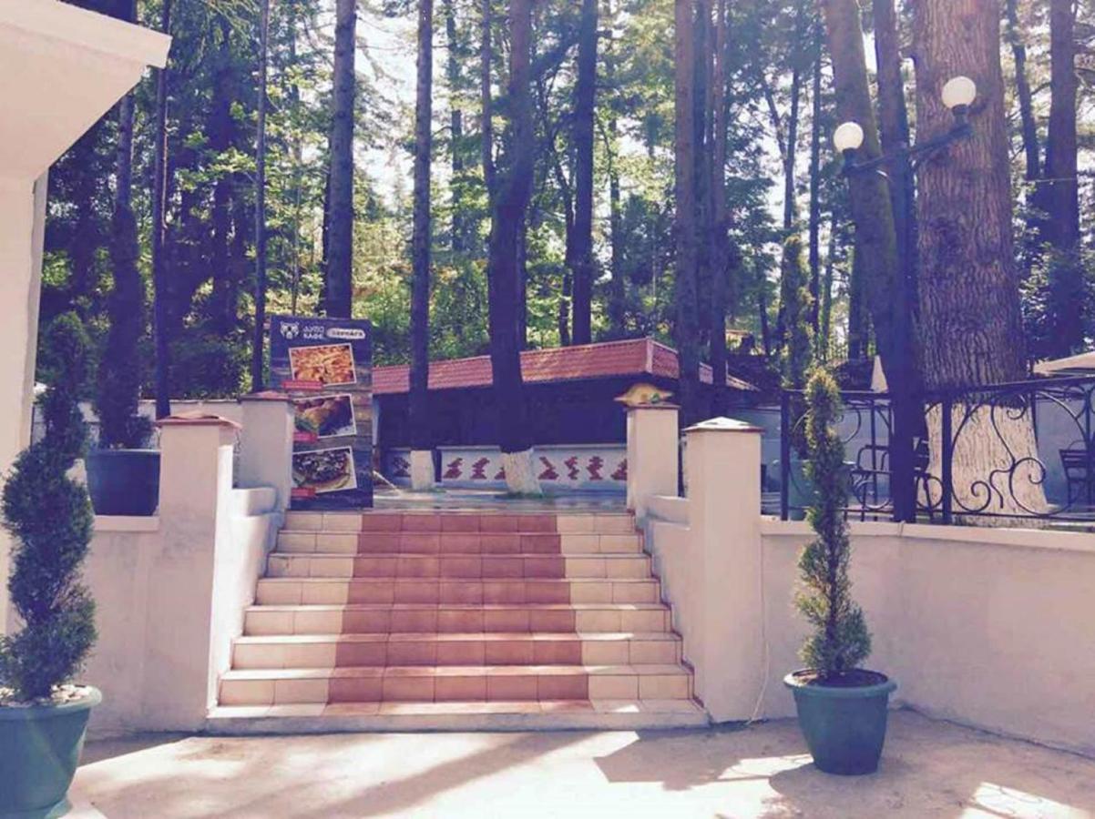 Hulus Hotel Makhinjauri Exterior foto